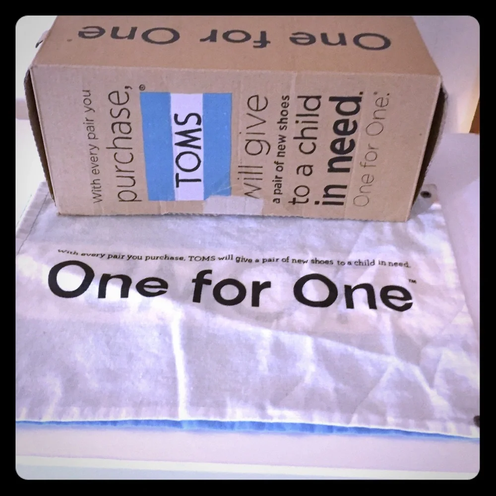 Toms Shoe Box and Dust Bag